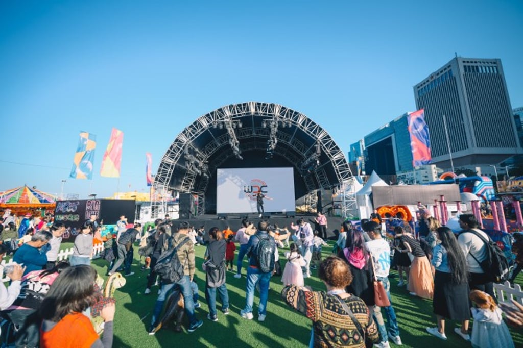 The Community Stage became a thriving hub for all parts of the Hong Kong Community. The Community Stage became a thriving hub for all parts of the Hong Kong Community.