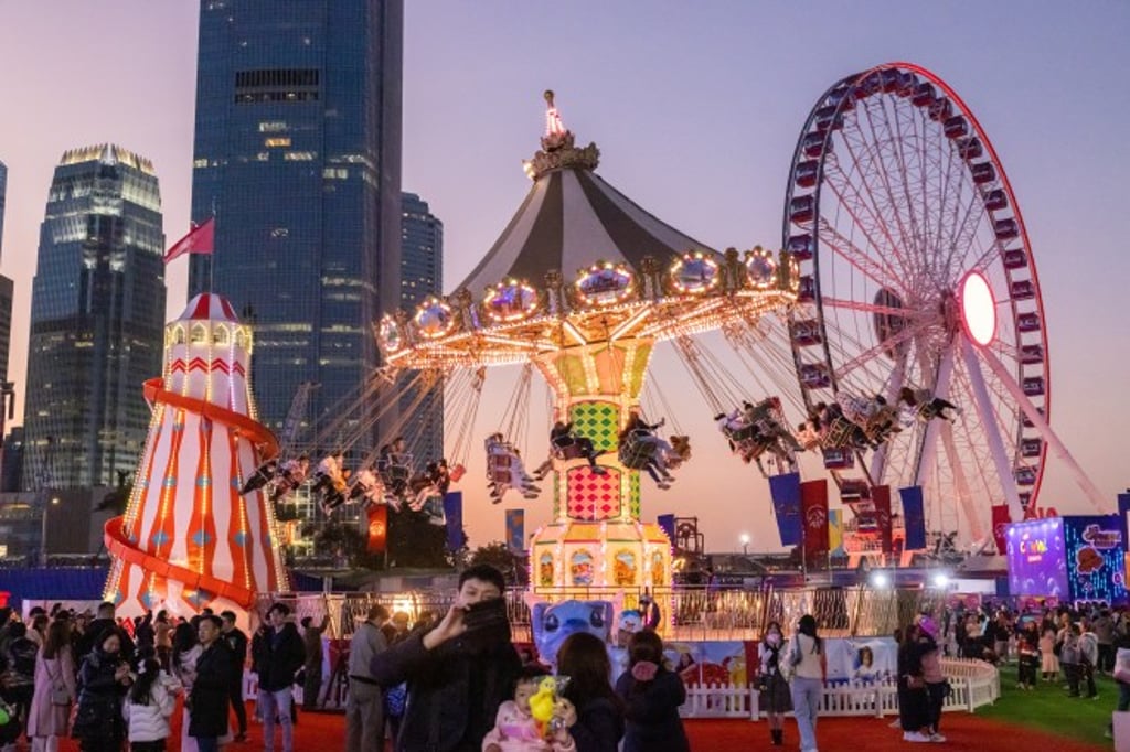 The AIA Carnival enlivened Hong Kong for more than two months. The AIA Carnival enlivened Hong Kong for more than two months.