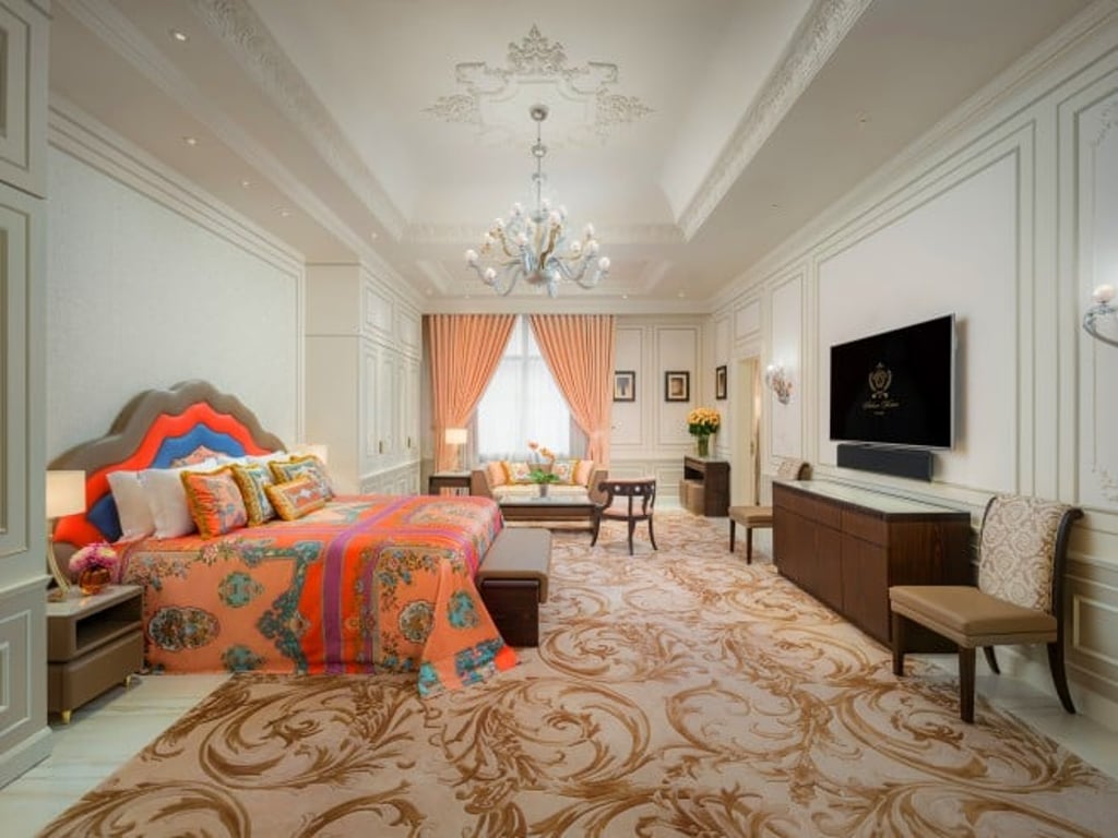 Palazzo Versace Macau showcases Versace's luxurious Italian craftsmanship across 271 rooms and suites, blending signature Versace designs with local Chinese motifs. A haven of luxury, from Italian dining to wellness retreats, inviting unparalleled opulence.