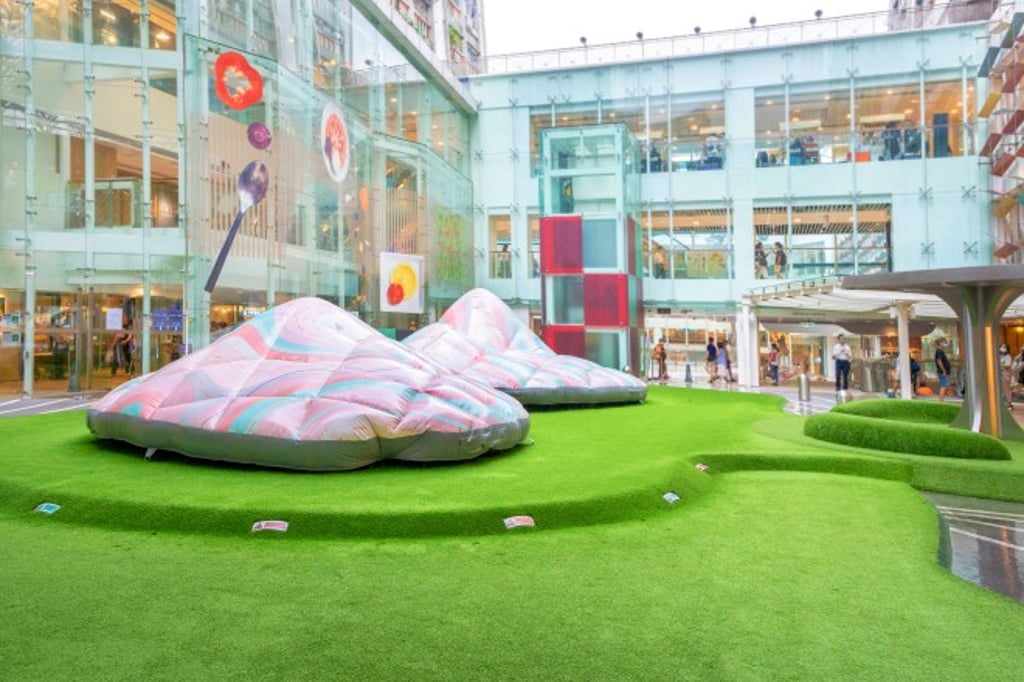 Link’s Lok Fu Place is a wellness shopping destination in the heart of Kowloon, offering a large variety of dining and shopping choices. Link’s Lok Fu Place is a wellness shopping destination in the heart of Kowloon, offering a large variety of dining and shopping choices.