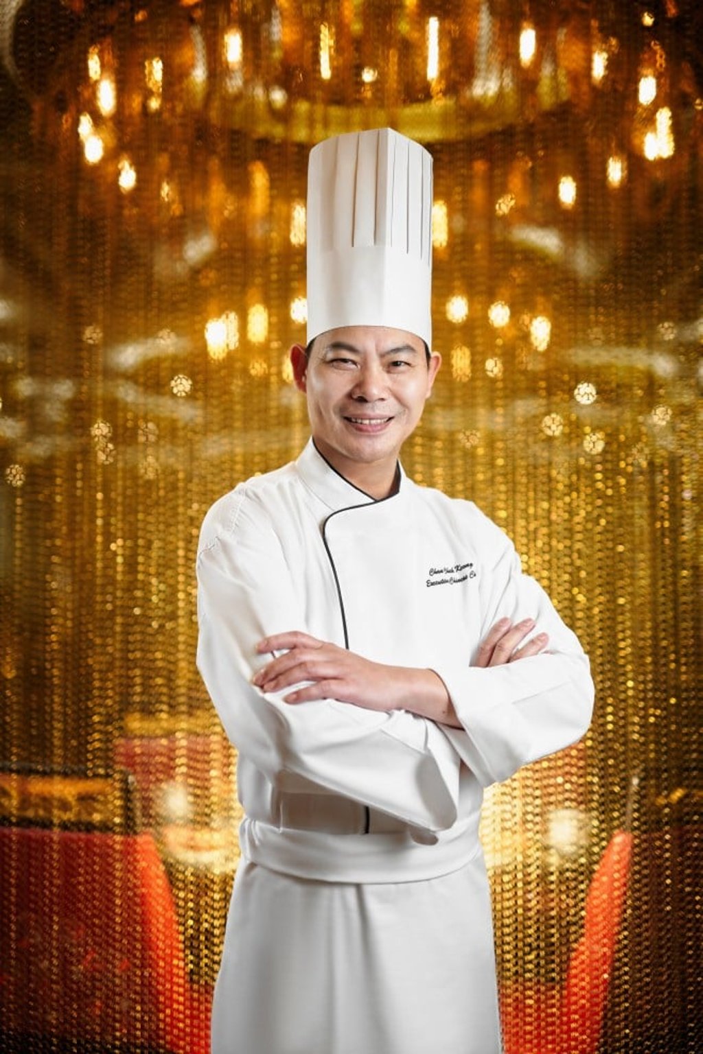 Chan Chek Keong, Assistant Vice President of Food & Beverage Culinary of StarWorld Hotel and Executive Chef of Feng Wei Ju, celebrates nine consecutive years with two Michelin stars, delivering bold and authentic Hunan-Sichuan flavours elevated with refined technique and top-quality ingredients. Chan Chek Keong, Assistant Vice President of Food & Beverage Culinary of StarWorld Hotel and Executive Chef of Feng Wei Ju, celebrates nine consecutive years with two Michelin stars, delivering bold and authentic Hunan-Sichuan flavours elevated with refined technique and top-quality ingredients.
