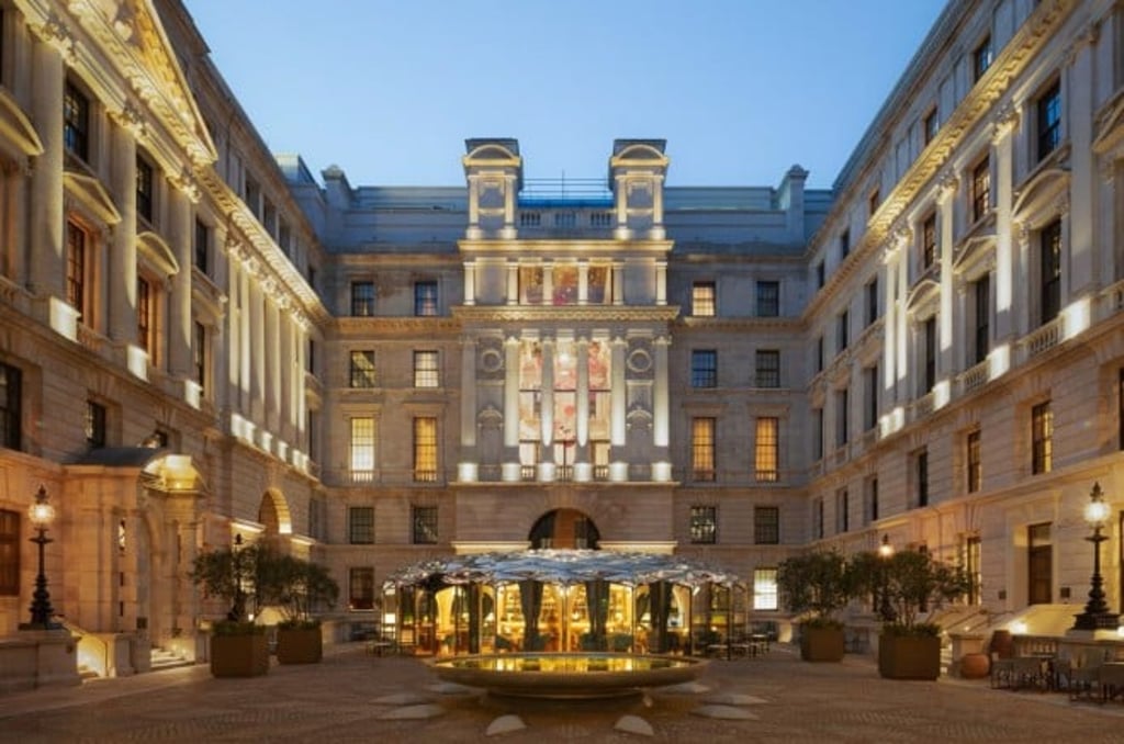 The central courtyard at The OWO boasts one of the nine restaurants at The OWO, which both hotel guests and residents can enjoy.
