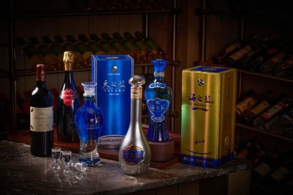 The Dream of the Blue Wine Dinner unites rare baijiu with autumn’s finest crab. The Dream of the Blue Wine Dinner unites rare baijiu with autumn’s finest crab.