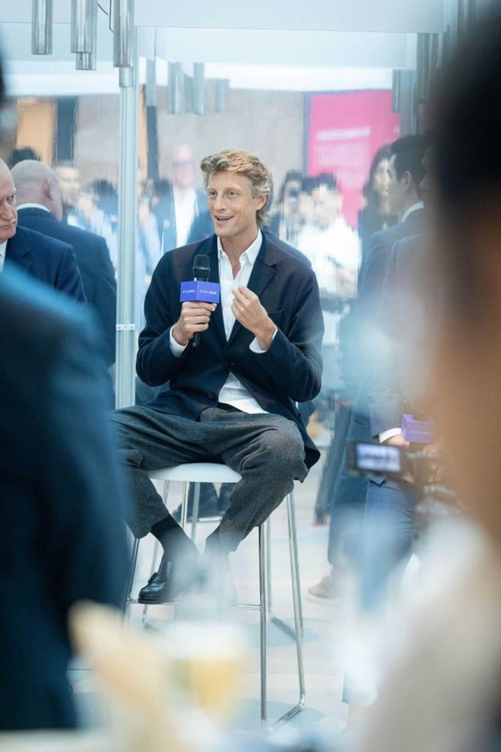 Arthur de Villepin, founder of Villepin Group, says that short-term speculative buying often led to losses, while “the people that keep their works over 10 years or even over 20 years have much more positive returns”.