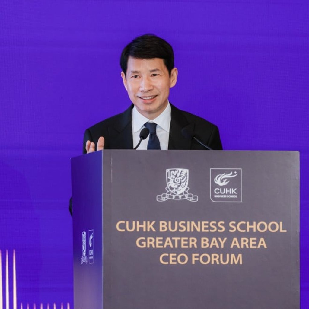 Dr Fred Hu Zuliu, Founder, Chairman and Chief Executive Officer of Primavera Capital Group, delivers the keynote speech. Dr Fred Hu Zuliu, Founder, Chairman and Chief Executive Officer of Primavera Capital Group, delivers the keynote speech.