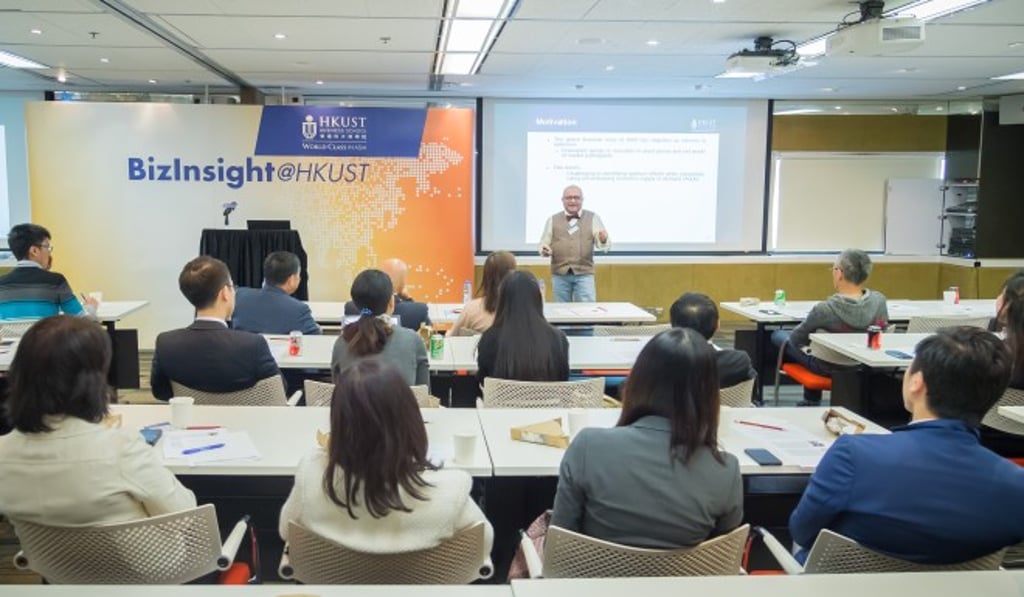 Prof Utpal Bhattacharya sharing insights on financial behavior at BizInsight@HKUST presentation seminar.