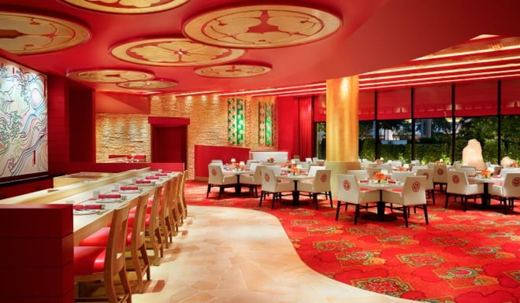 The elegant Mizumi resplendent in the Japanese national colours of white and red.