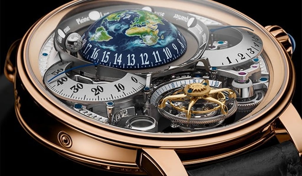 Side view of the dial of the Récital 22 Grand Récital. Side view of the dial of the Récital 22 Grand Récital.