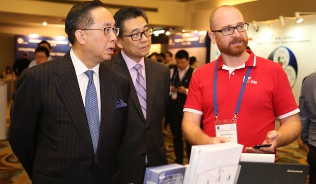 M800 showcased its solutions to Mr. Nicholas YANG, GBS, JP, Secretary for Innovation and Technology Bureau (Left), and Ir. Allen YEUNG, JP, Government Chief Information Officer (Middle) at the 6th Hong Kong IoT Conference. M800 showcased its solutions to Mr. Nicholas YANG, GBS, JP, Secretary for Innovation and Technology Bureau (Left), and Ir. Allen YEUNG, JP, Government Chief Information Officer (Middle) at the 6th Hong Kong IoT Conference.