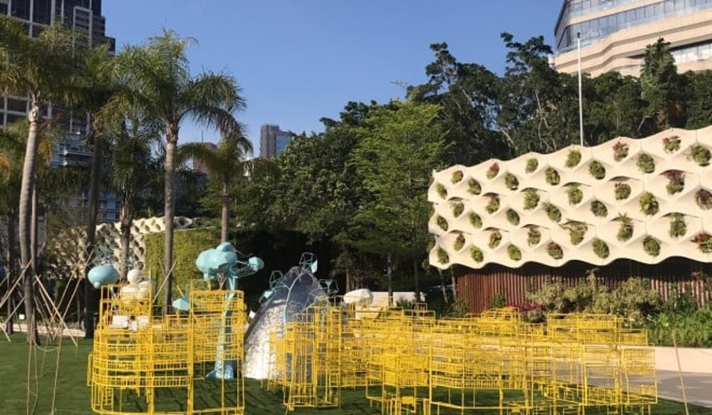 Wall-less World by Kevin Fung