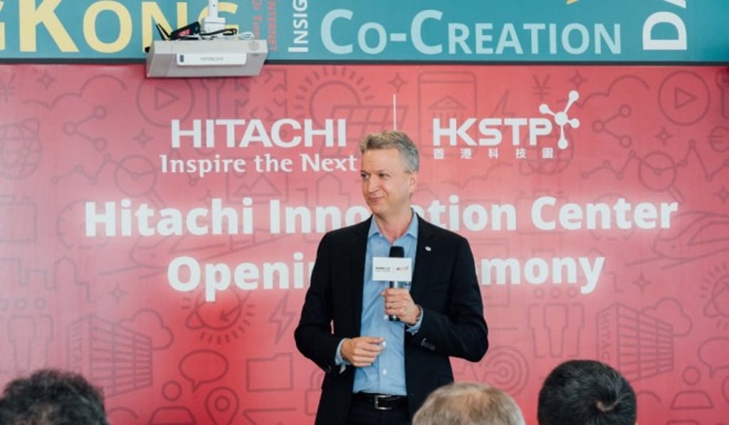 Brian Householder (CEO, Hitachi Vantara) Brian Householder (CEO, Hitachi Vantara)
