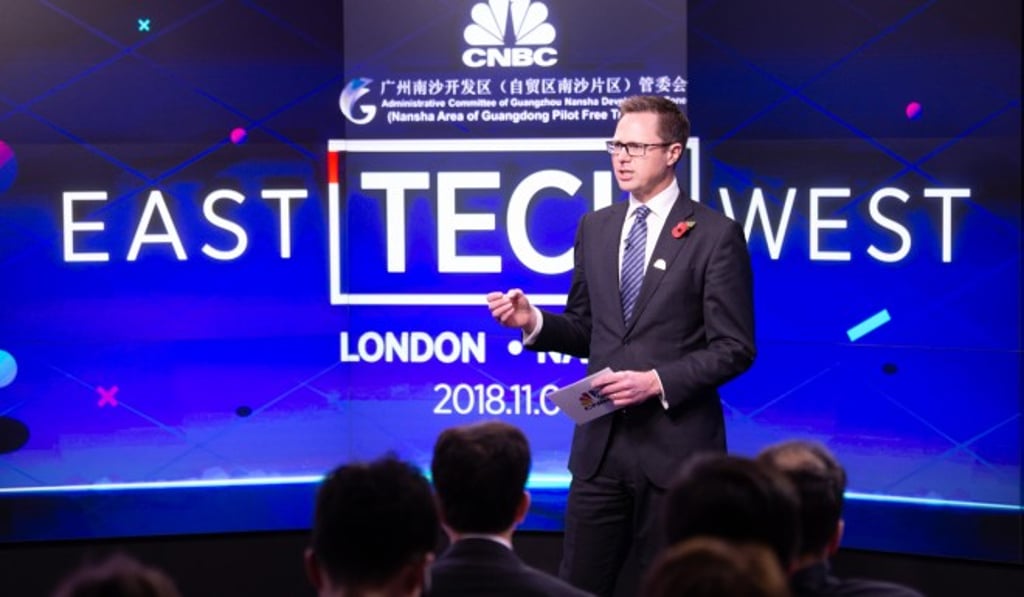 SVP CNBC Catalyst，Max Raven  introduced 2018 EAST TALK WEST to global investors in London