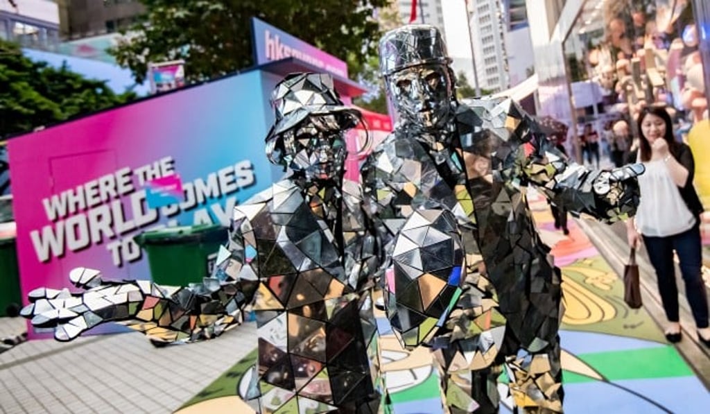 Family fun at the Fanwalk Family fun at the Fanwalk