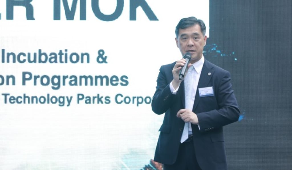 Peter Mok, Head of Incubation and Acceleration Programmes of HKSTP, announced a set of initiatives to strengthen support for the development of incubatees as well as Hong Kong’s I&T ecosystem.