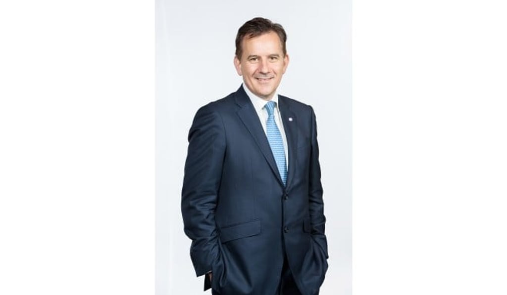 David Simmonds, group general counsel and chief administrative officer of CLP Holdings, says maintaining high standards of corporate governance takes teamwork. David Simmonds, group general counsel and chief administrative officer of CLP Holdings, says maintaining high standards of corporate governance takes teamwork.