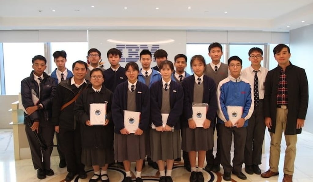 (CLAP-TECH Pathway students and 2 teachers from HKRSS Tai Po Secondary School visited IBM in 2019) *Photo was taken prior to the pandemic