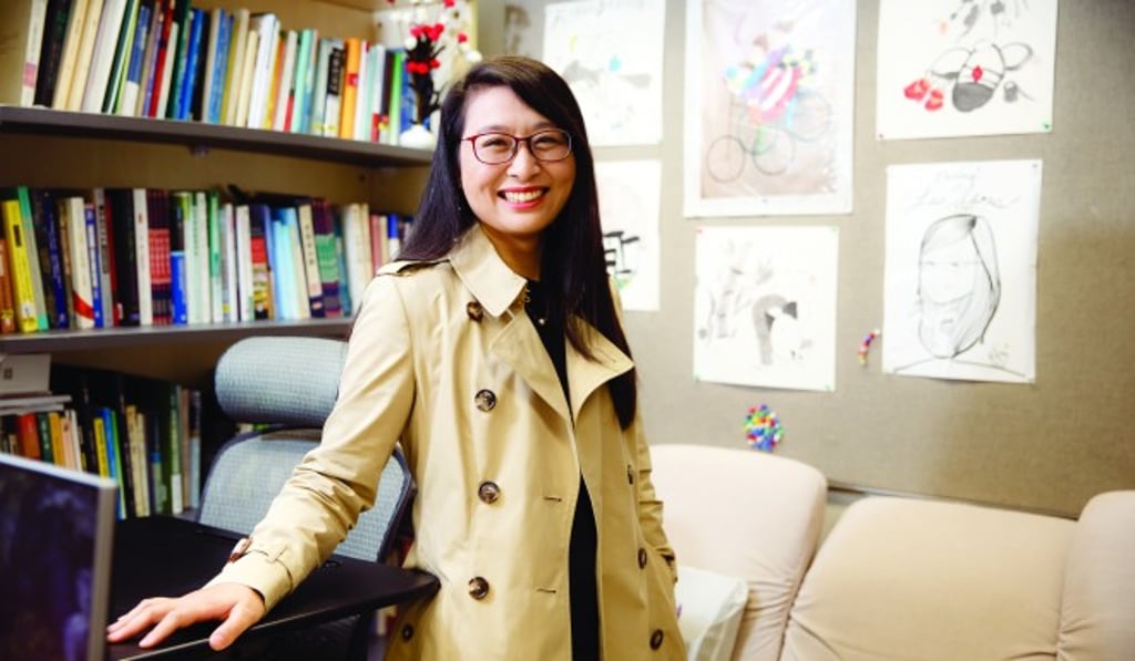 Professor Zhang Xiaoling has conducted numerous research studies in urban planning and sustainable development strategies.