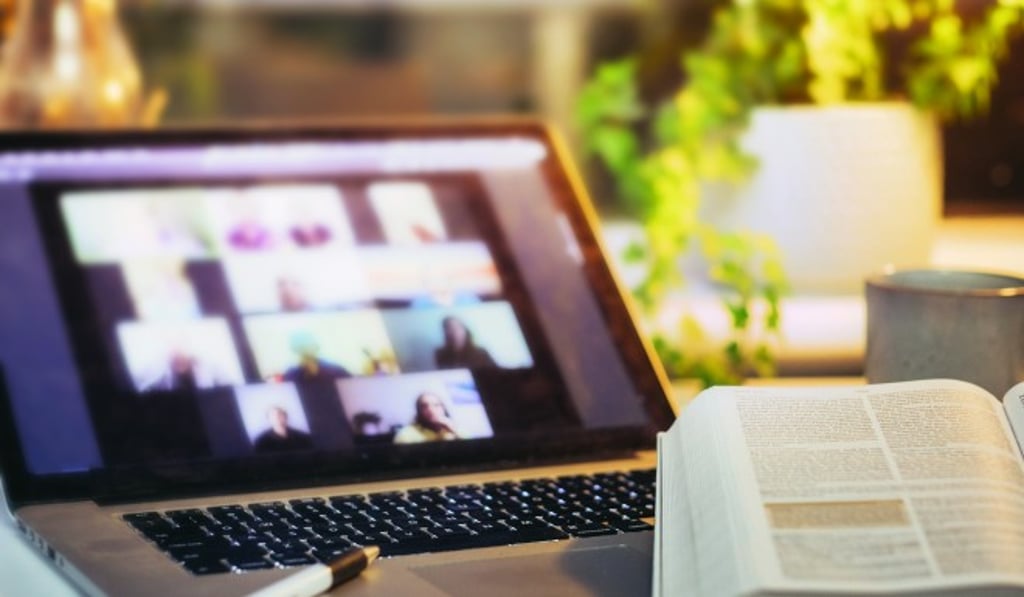 Thanks to new technology, international academic exchange does not stop even when the pandemic is raging. Thanks to new technology, international academic exchange does not stop even when the pandemic is raging.