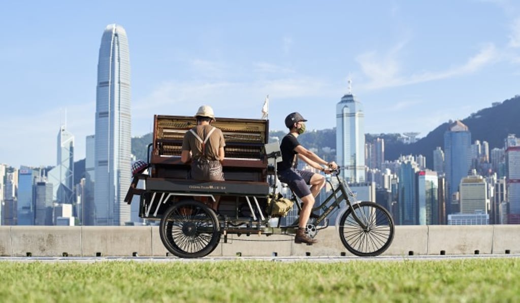 Catch the distinctive Cycling Piano roaming along the waterfront promenade on weekends.