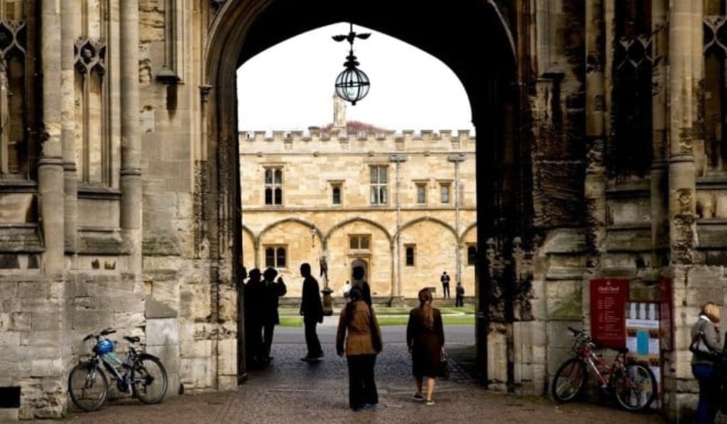 SIUK provides support to thousands of students for their admission to UK universities, with a success rate of 98%.