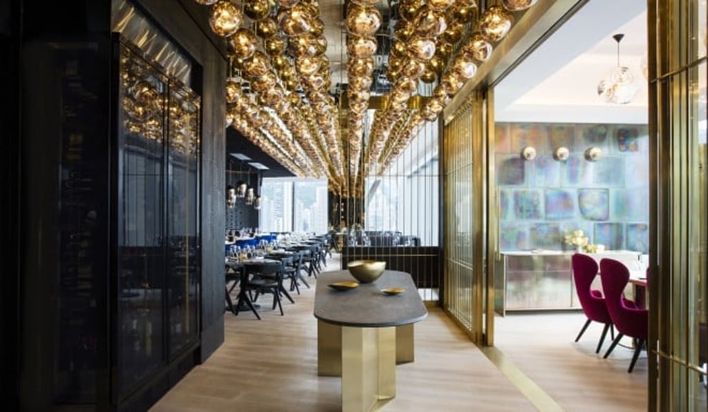 Alto offers amazing city views from its windows within the glamorous and comfortable interiors.