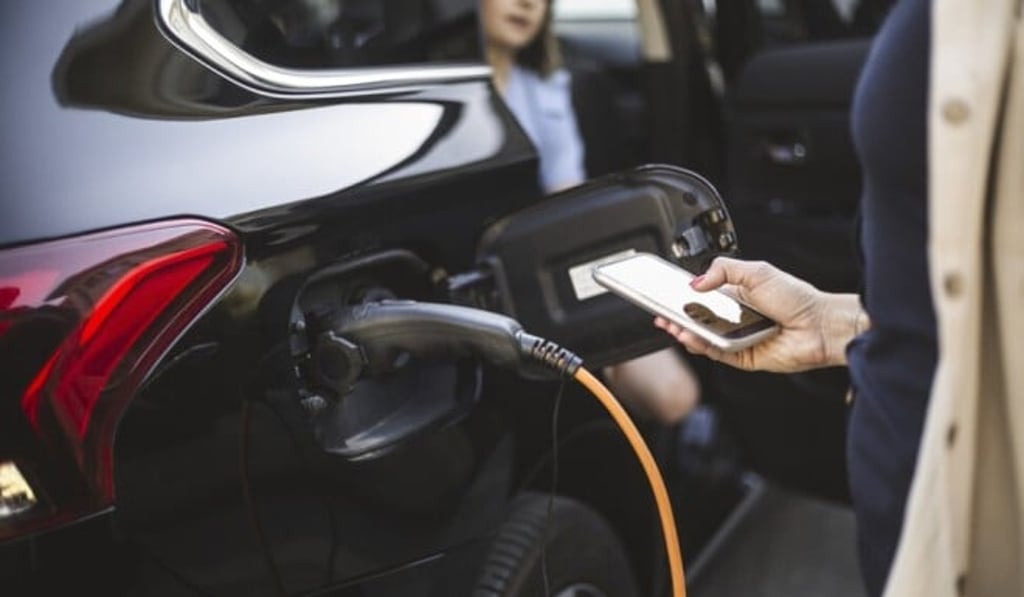 The UK government is to ban new petrol and diesel cars as part of efforts to decarbonise the nation’s transport industry. Photo: EyeEm