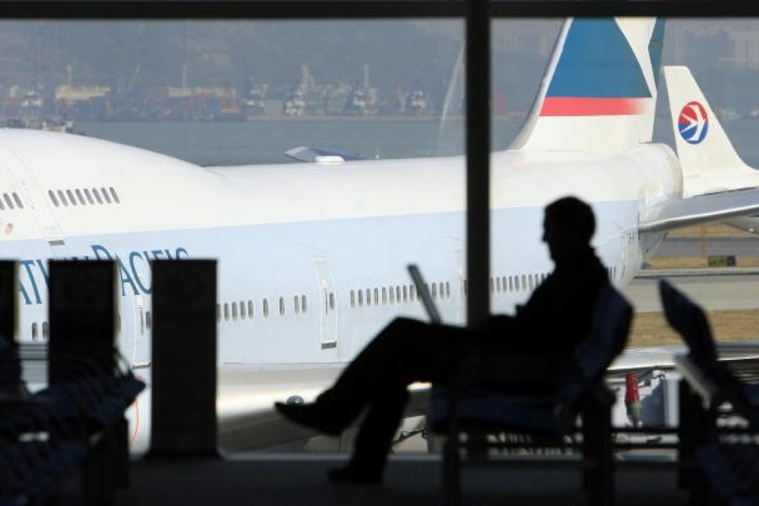 Hong Kong's aviation authorities may consider changing rules on the on-board use of electronic devices. Photo: Bloomberg