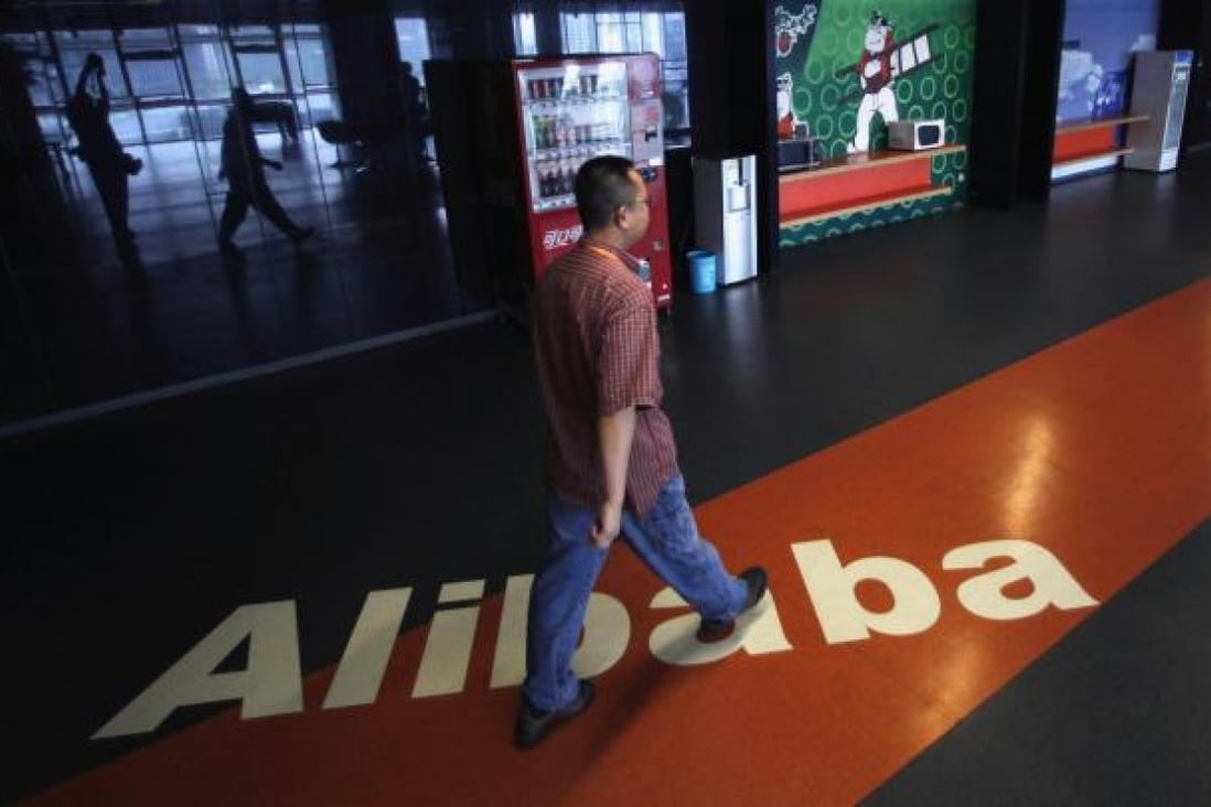 Alibaba's hopes to capture a bigger slice of the mainland smartphone market with its mobile operating system have hit a snag. Photo: Reuters