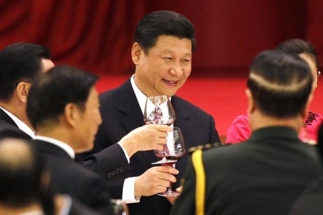 Chinese Vice President Xi Jinping (C) toasts with others at the National Day reception at the Great Hall of the People in Beijing, China, 29 September 2012. Photo: EPA