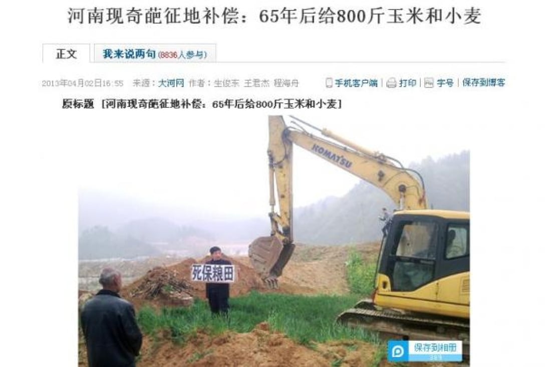 Online photos show farmers confronting with construction workers on the land grab issue. 