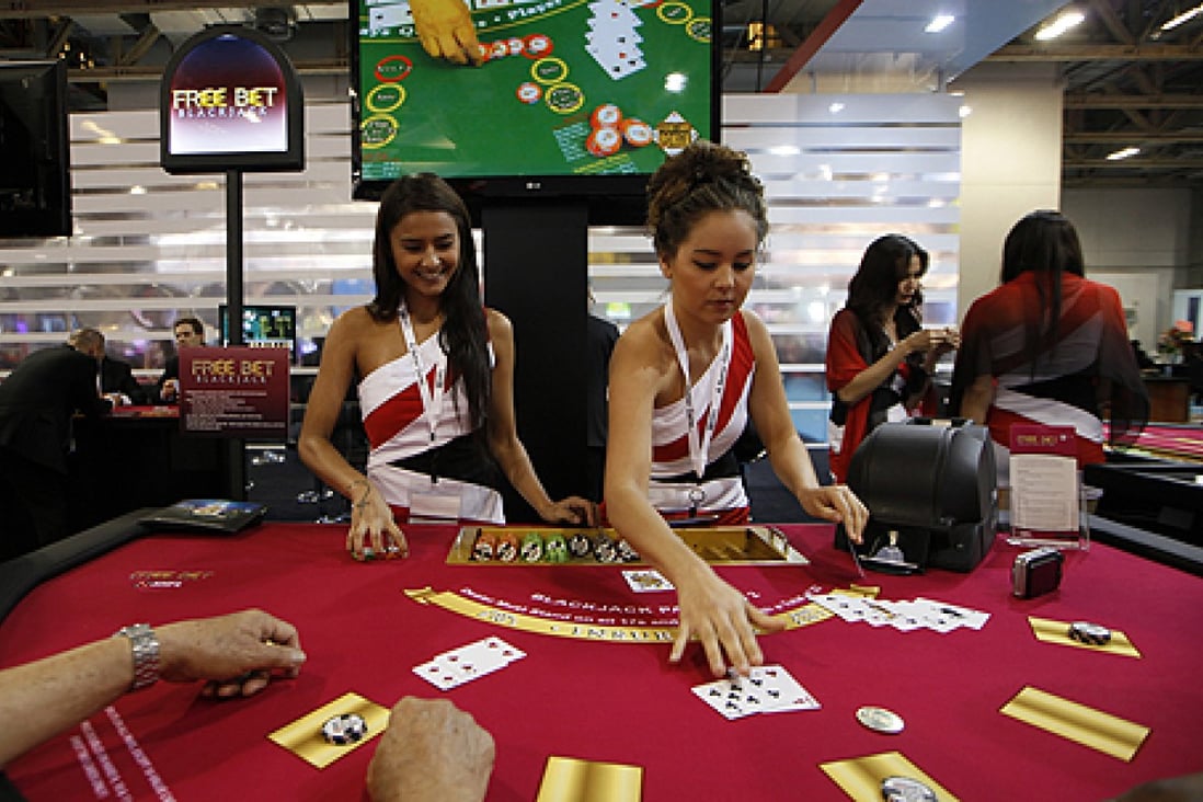 Every month, 2.5 million tourists flood Macau to try their luck. Photo: AP