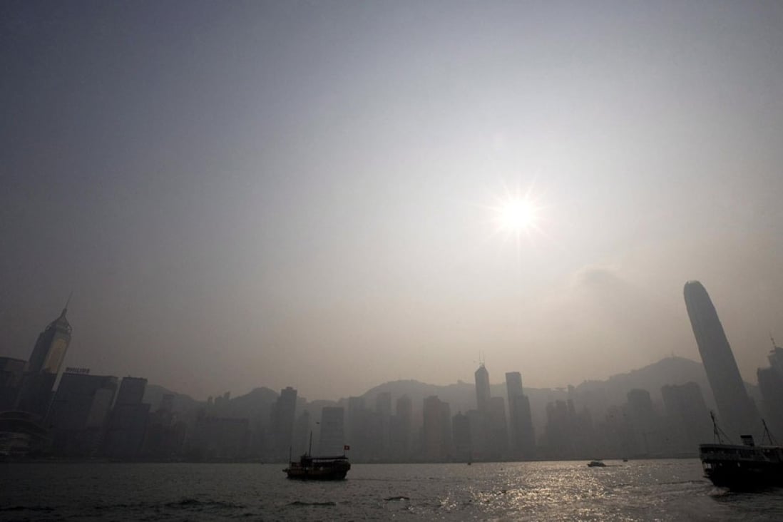 Hong Kong and its neighbours should establish a "regional think tank" to tackle air pollution in the Pearl River Delta. Photo: EPA