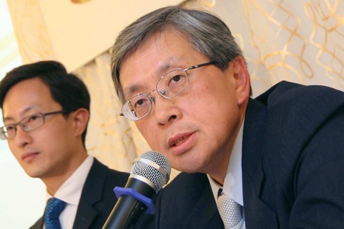 Dr Tse Hung-hing (right), Hong Kong Medical Association president