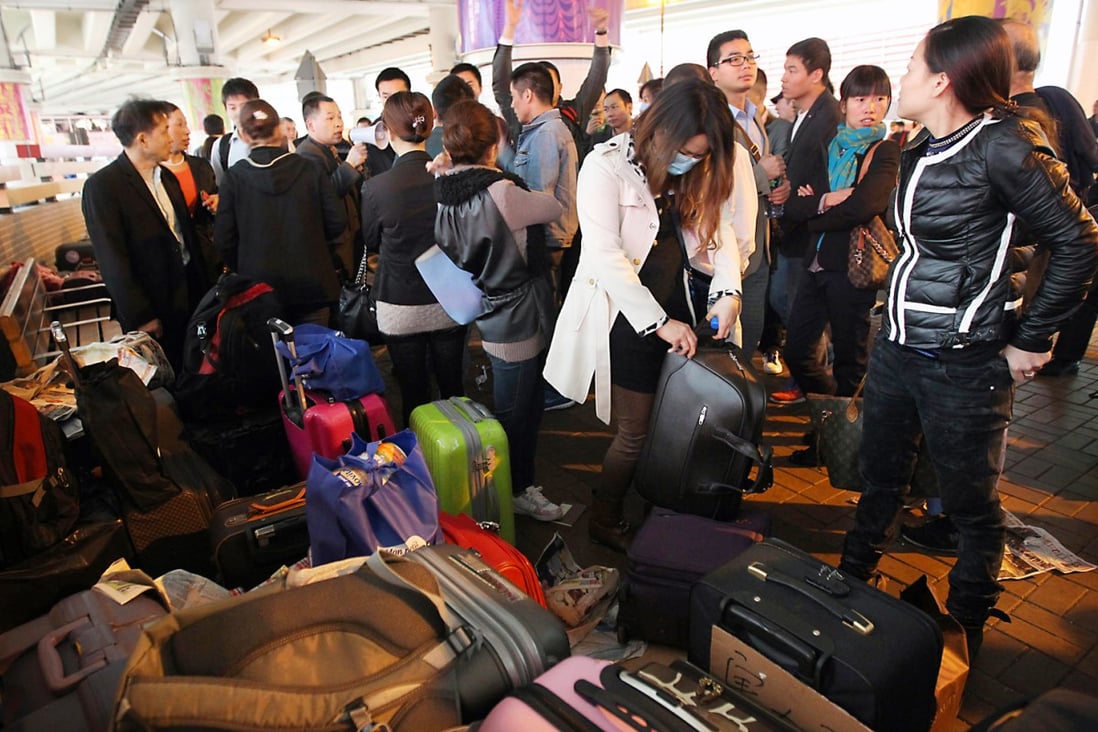 Dc Rhl DCHL promises to form refund plan after further protests in Causeway ...