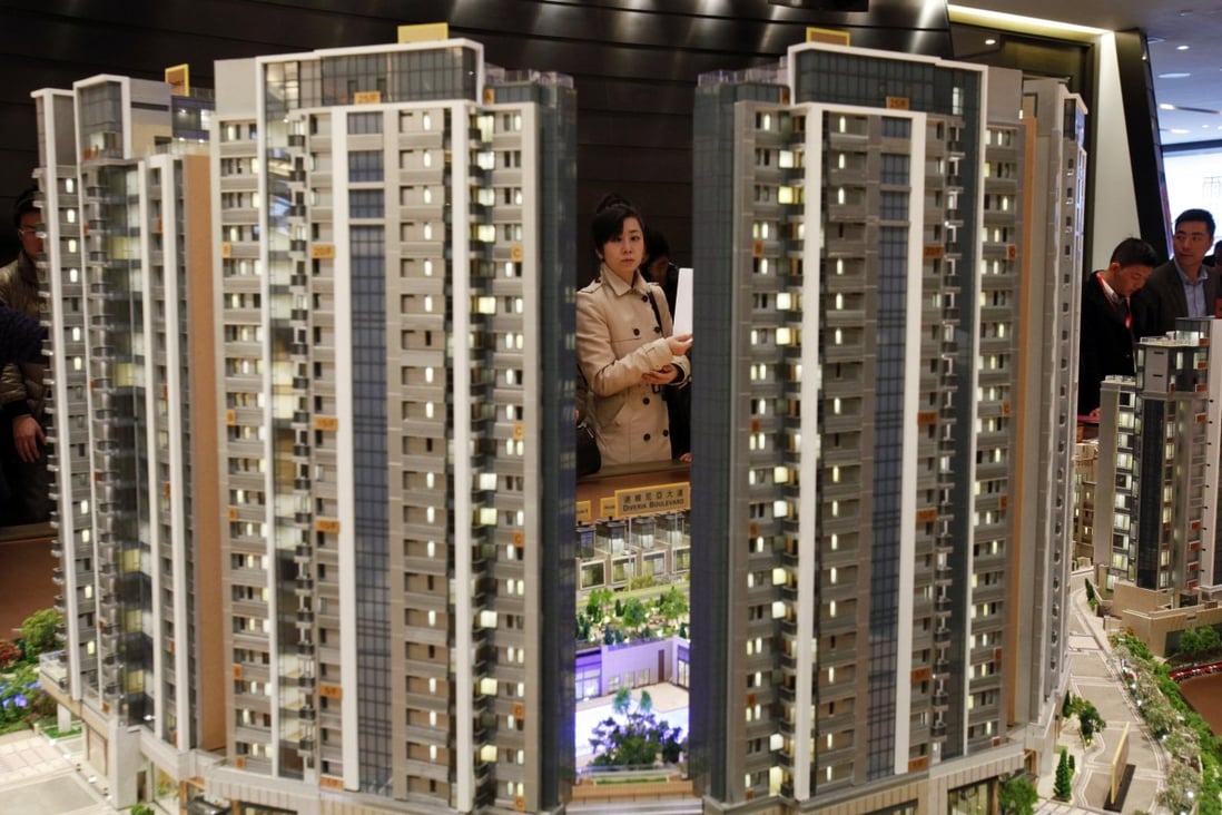 SHKP launched a new residential project with discounts. Photo: Reuters