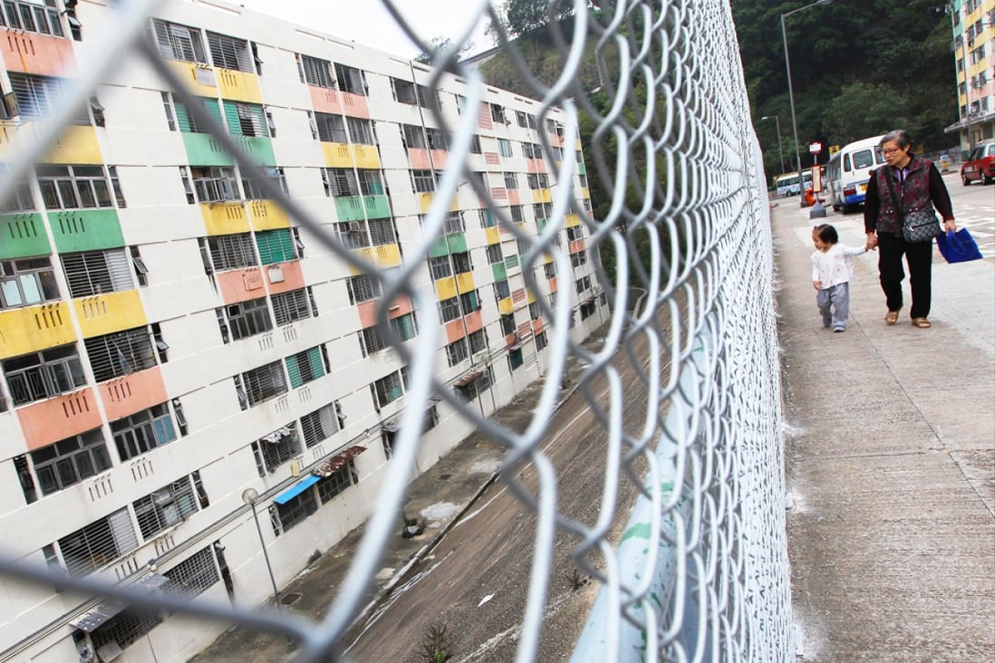The government spent millions on lifts at Pak Tin Estate before deciding it should be bulldozed, the Audit Commission said. Photo: Felix Wong