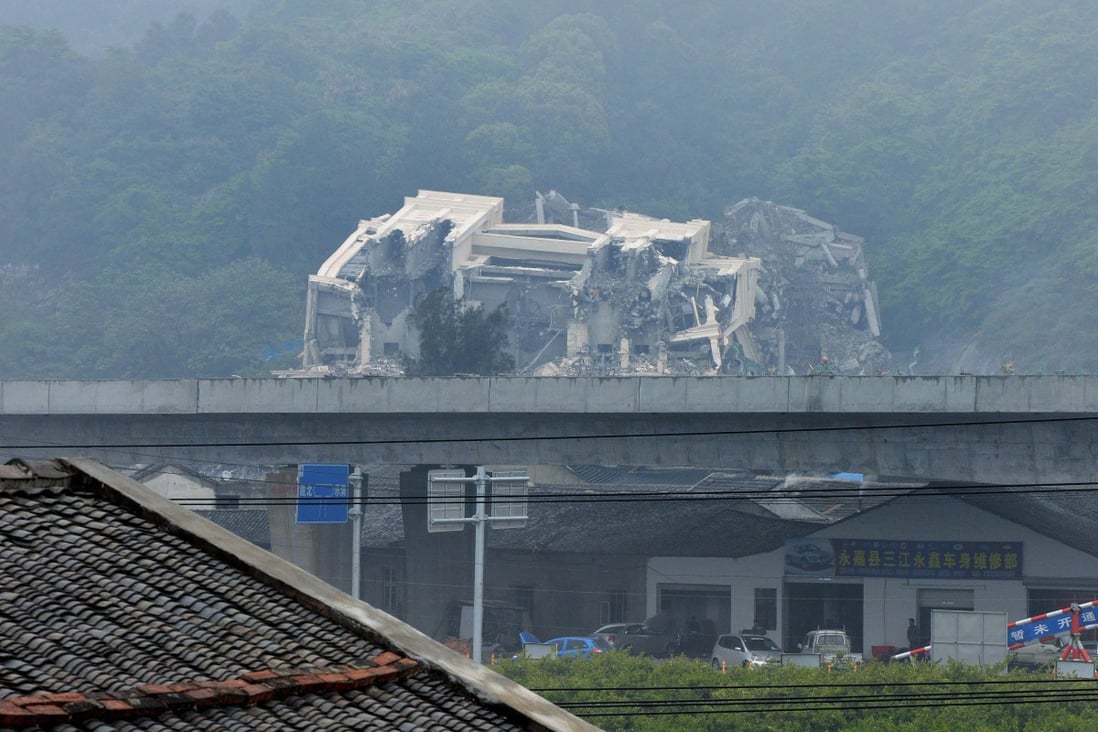 The hulk of the Sanjiang Church still stands near Wenzhou, where local officials are accused of stalling the building's demolition. Photo: AFP
