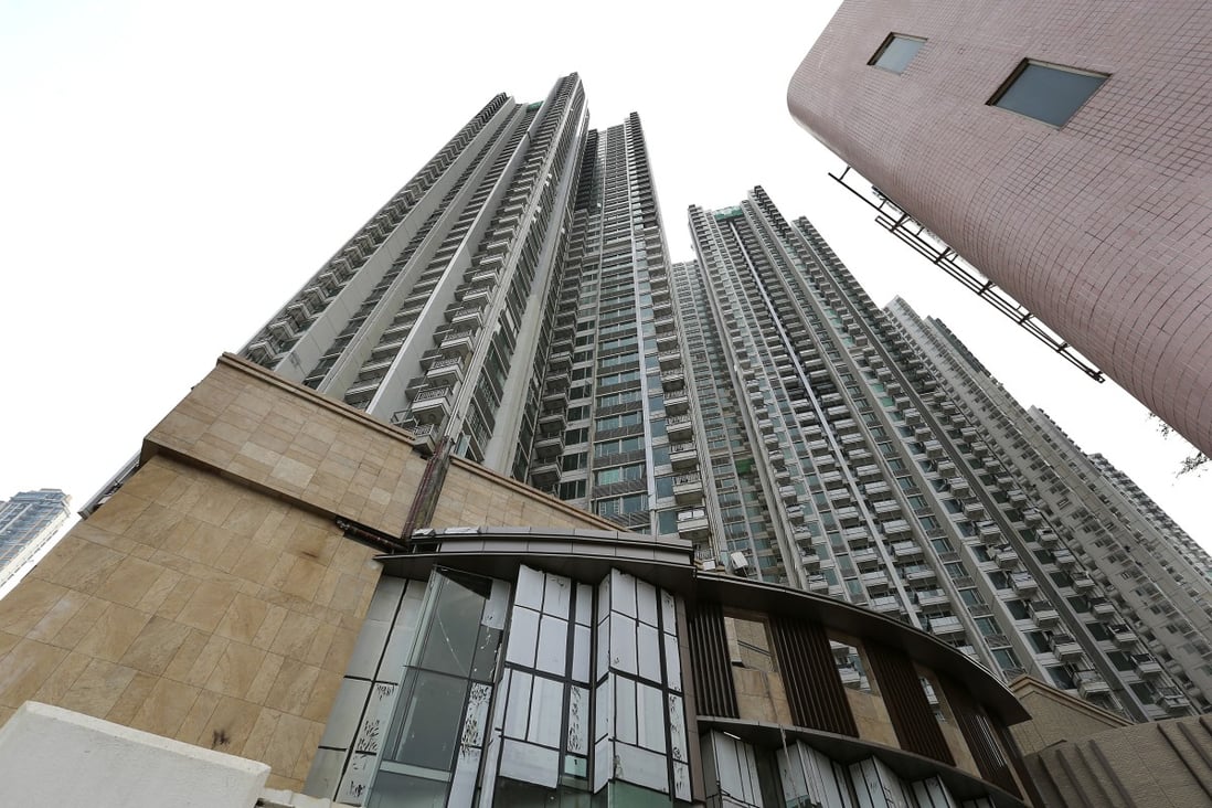 The discounted prices at City Point are up to 22 per cent lower than the HK$12,000 per sq ft achieved in recent secondary-market transactions in the area. Photo: K. Y. Cheng
