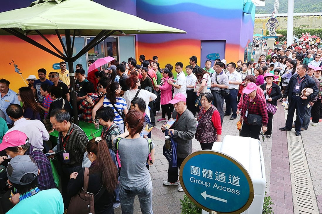 Vast numbers of mainland tourists visited Hong Kong for the Golden Week holiday. Photo: David Wong