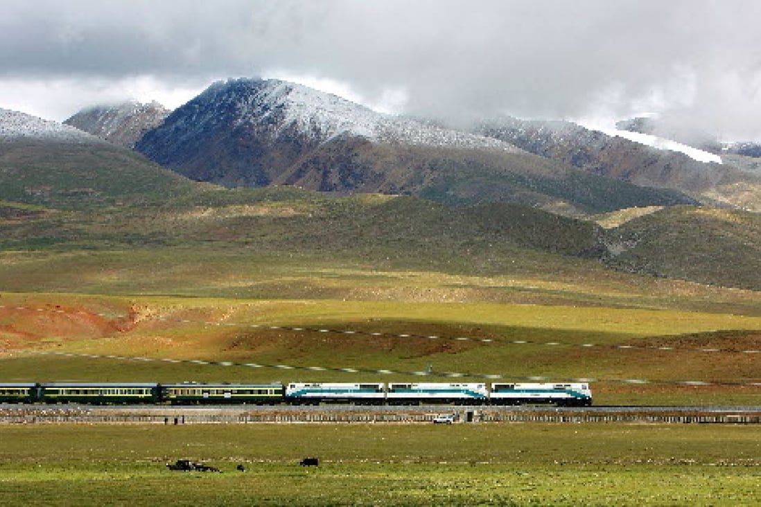 The Qinghai-Tibet Railway, which runs 1,956km from Xining, Qinghai, to Lhasa, Tibet, will have a 253km spur across a 90km canyon and a wetlands area. Photo: AP