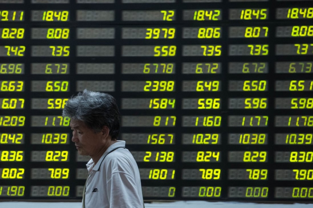 Trading of CSI 300 companies rose to about 18 billion shares on Monday, the highest level since October 2010. Photo: Xinhua