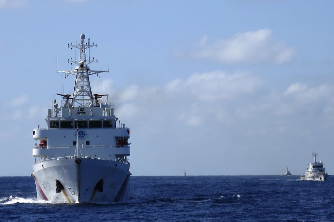 Chinese coastguard ships give chase to Vietnamese coastguard vessels after they came within 10 nautical miles of the Haiyang Shiyou 981 oil rig in the South China Sea.