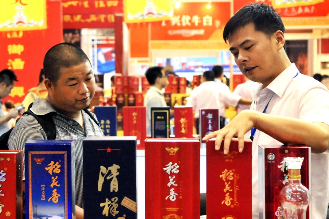 Consumers are nervous about the economy. Photo: Xinhua