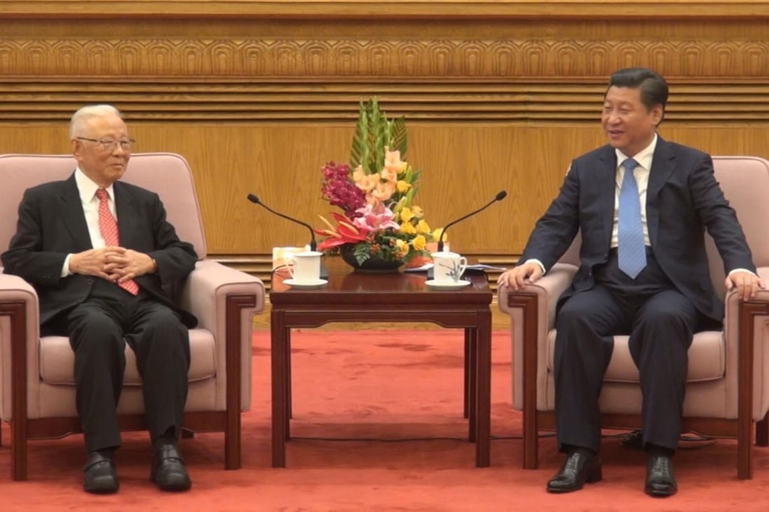 Xi Jinping (left) with Taiwan's New Alliance Association chairman Hsu Li-nung in Beijing. Photo: CNA