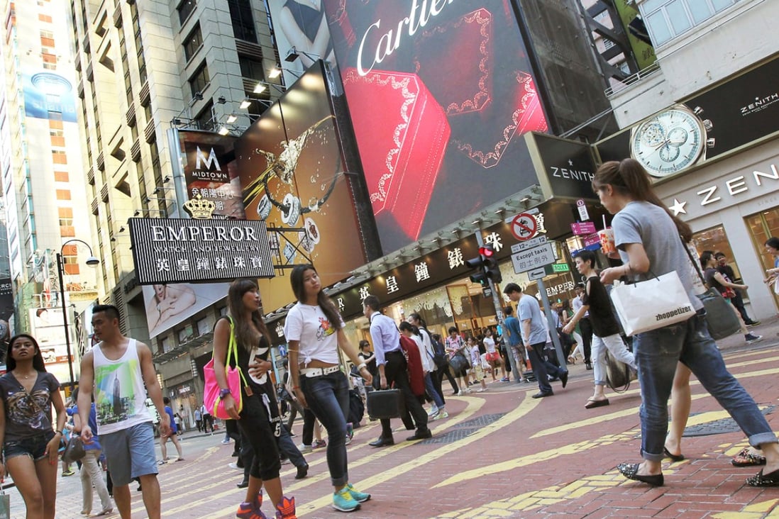 Average rent on the prime shopping streets in Causeway Bay saw a 6.8 per cent fall for the 12 months to September. Photo: K.Y. Cheng