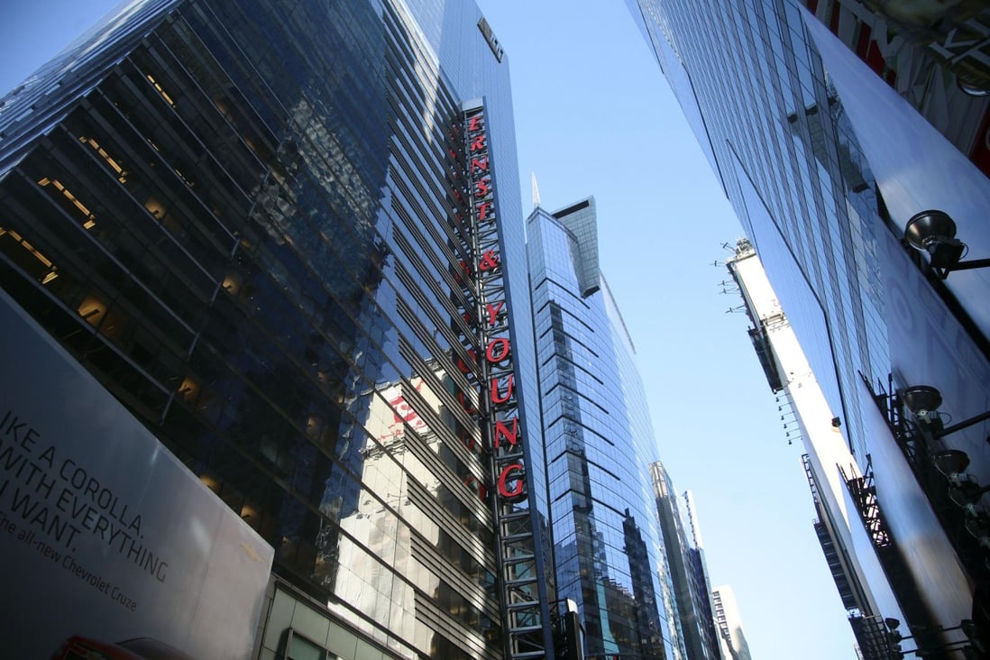 David Werner bought 5 Times Square for US$1.5 billion.