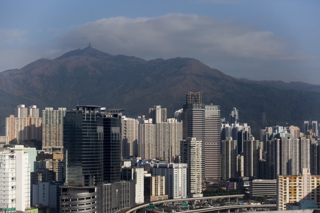 Hong Kong is becoming increasingly attractive for Chinese developers against the backdrop of a depressed domestic market. Photo: Bloomberg