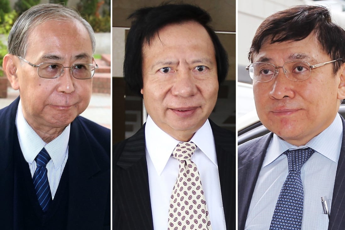 Rafael Hui Si-yan (left) is accused of taking HK$28.8 million of cash and inducements from SHKP's Thomas Kwok Ping-kwong (centre) and Raymond Kwok Ping-luen (right). Photos: K.Y. Cheng, Edward Wong