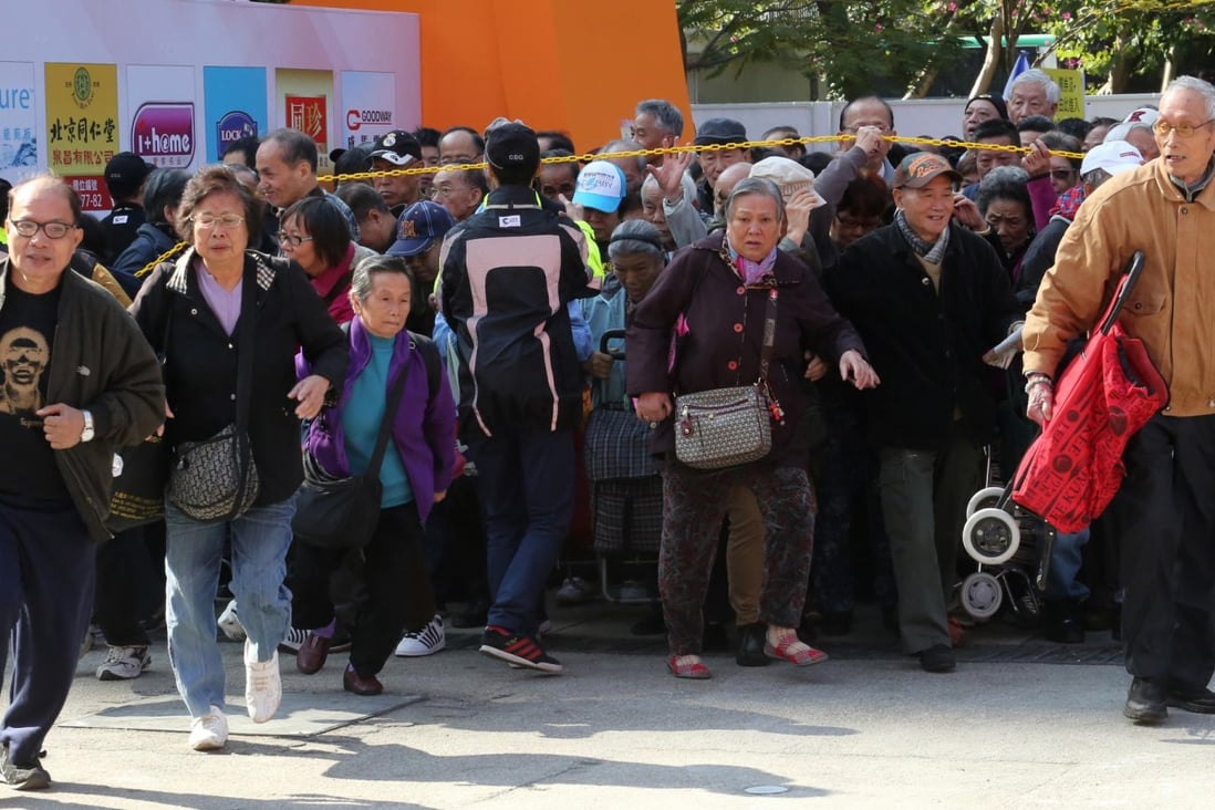 Crowds pour into the first day of the Hong Kong Brands and Products Expo at Victoria Park yesterday. Photo: Felix Wong