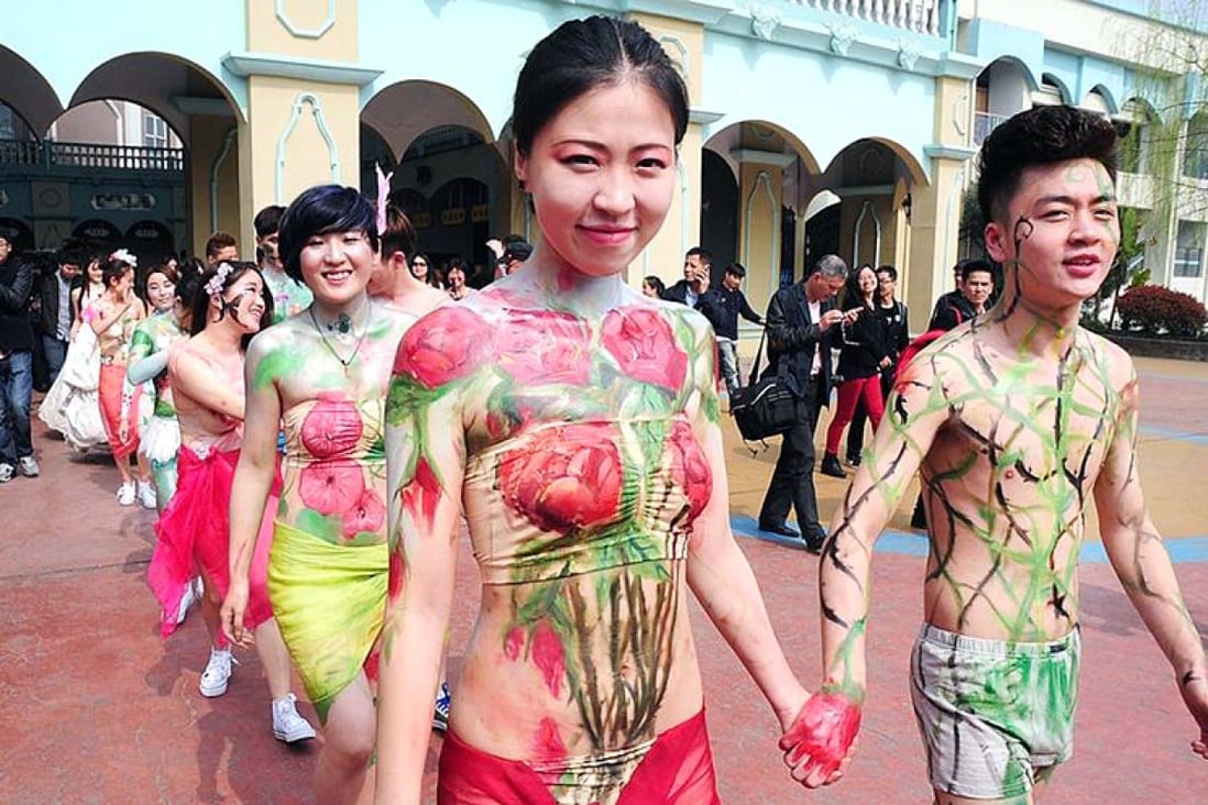 Girls nude younger in Hangzhou